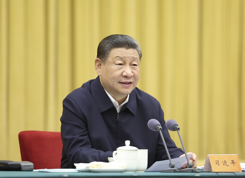 習近平主持召開新時代推動西部大開發(fā)座談會強調(diào)
進一步形成大保護大開放高質(zhì)量發(fā)展新格局
奮力譜寫西部大開發(fā)新篇章
李強蔡奇丁薛祥出席「相關(guān)圖片」